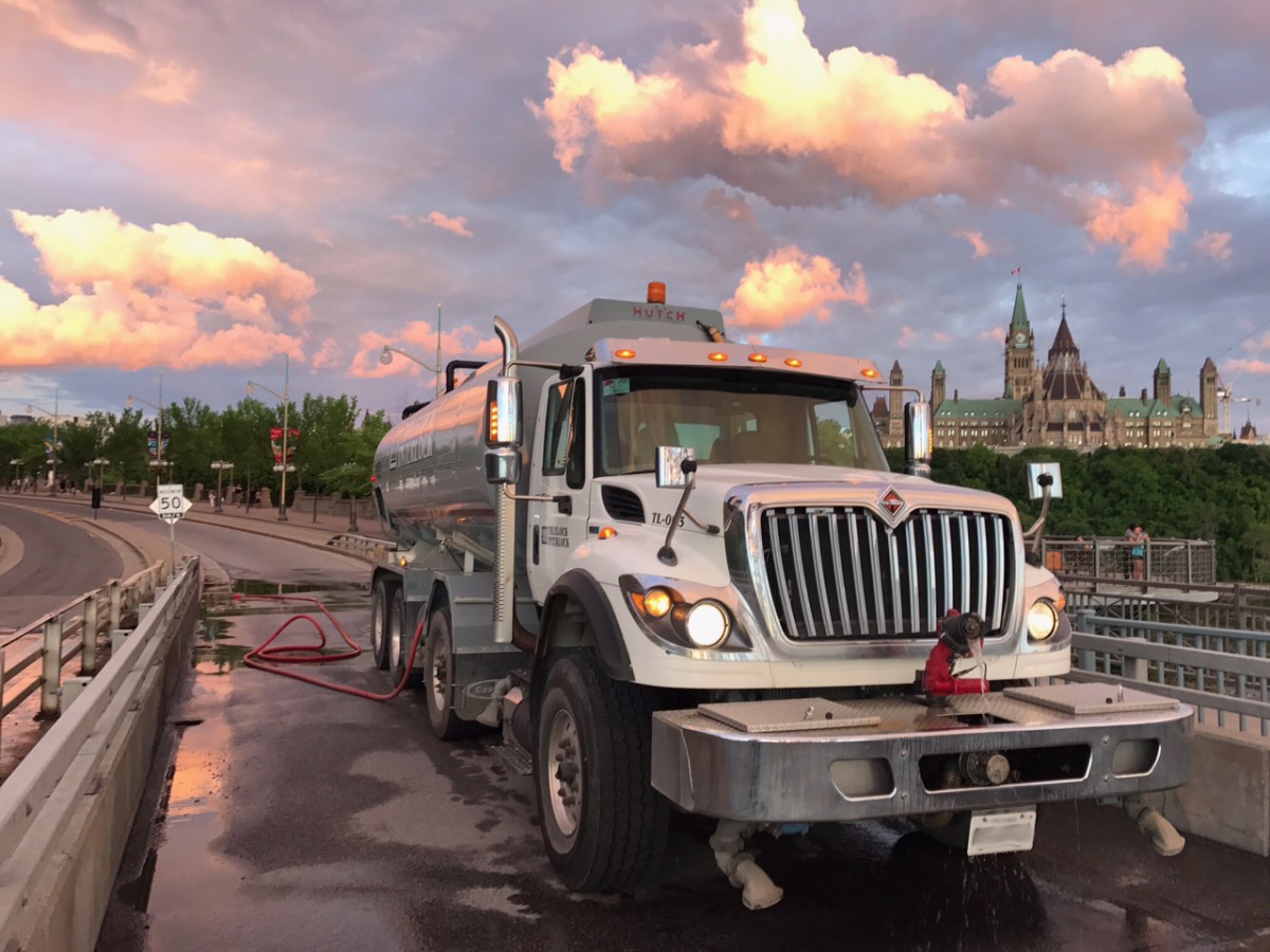 Landscaping Water Delivery Waste Management Snow Removal Ottawa
